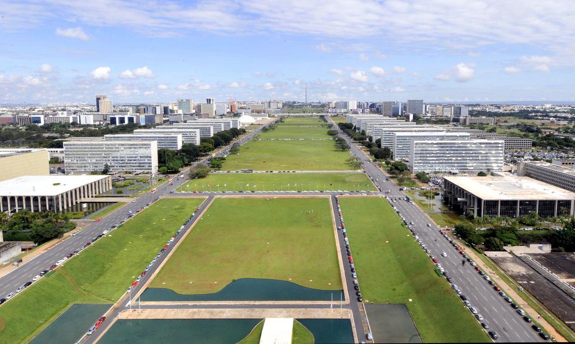 Covid-19: governo cria grupo para coordenar recuperação econômica