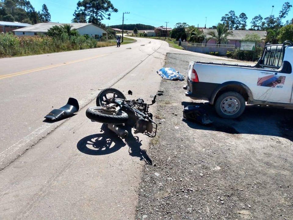 Motoqueiro morre em acidente de trânsito