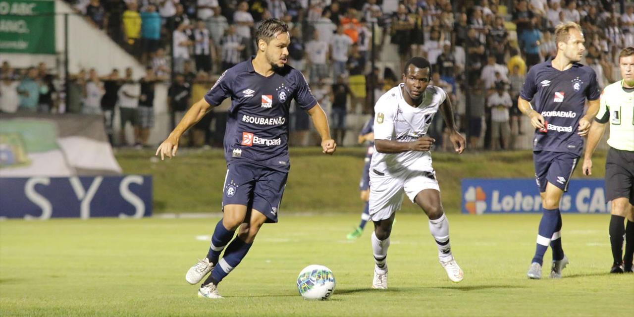 Rio negrense Yuri Naves campeão gaúcho pelo Caxias do Sul conta sua trajetória no futebol brasileiro