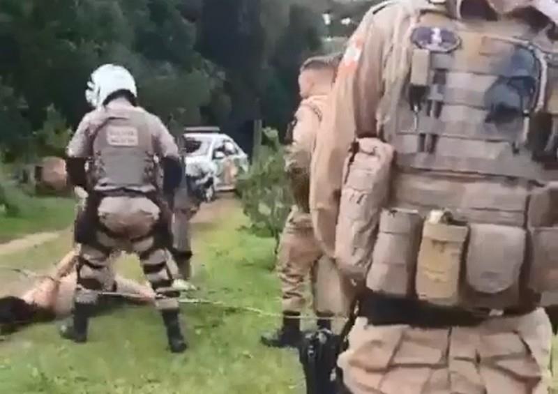 Policiais Militares são denunciados por lesão grave em ação realizada em Mafra