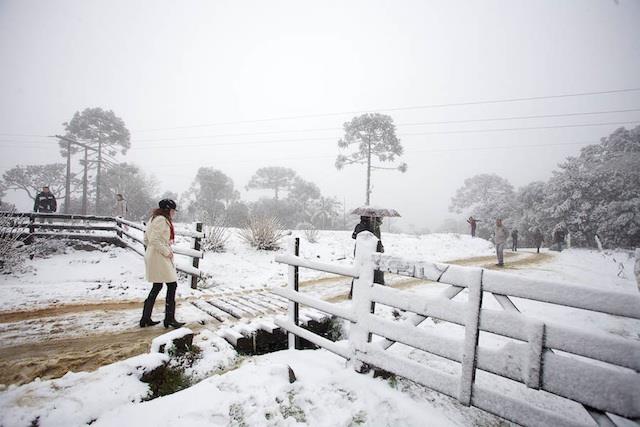 Chuva e frio intenso de origem polar aumentam chance de neve em SC