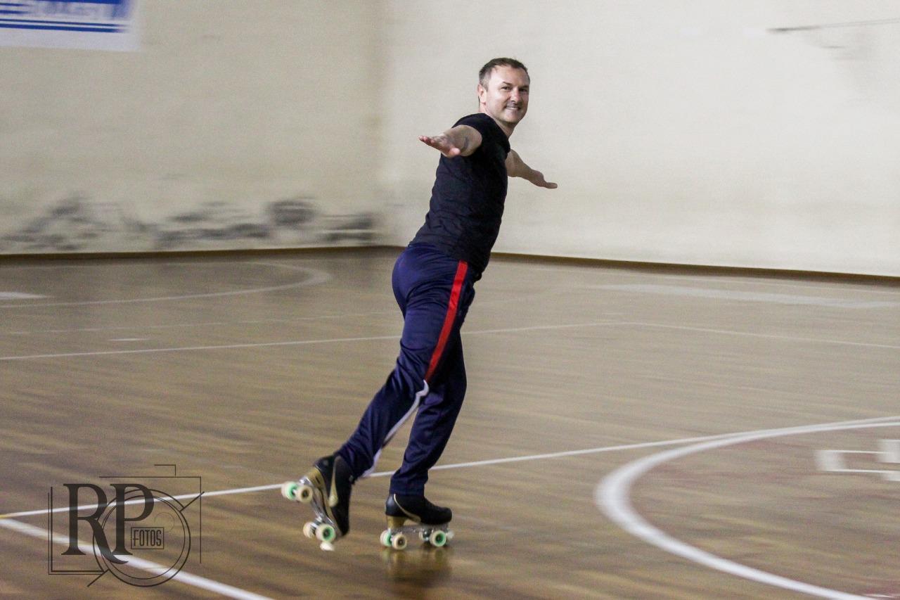 Escola de patinação artística dá início a aulas no Ginásio de Esportes Wilson Buch