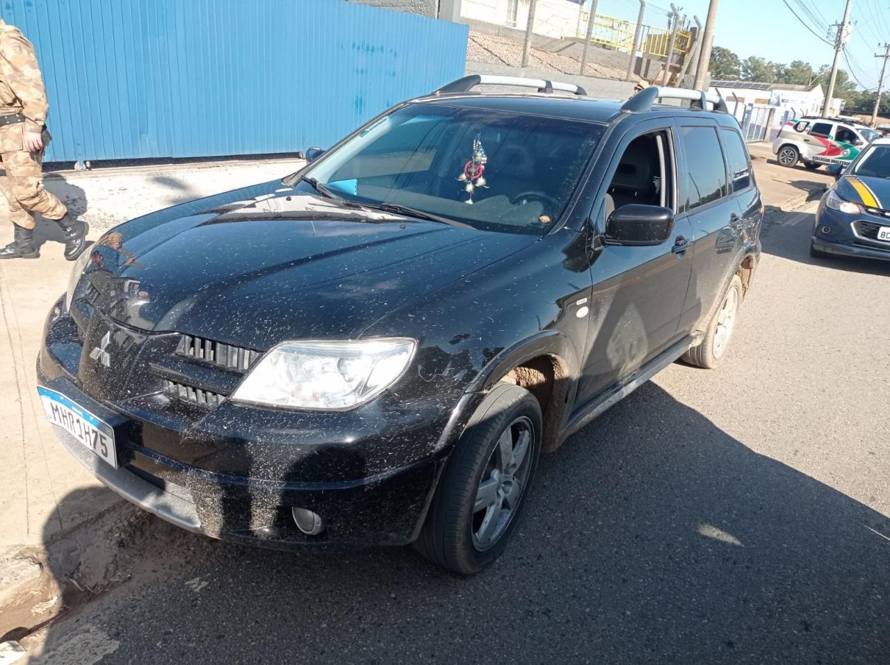 Quatro envolvidos em roubo são presos em Mafra