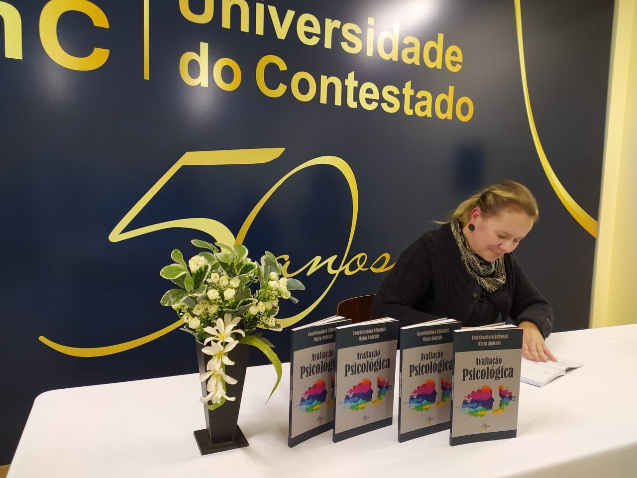 UNC Rio Negrinho tem lançamento de livro na área da psicologia