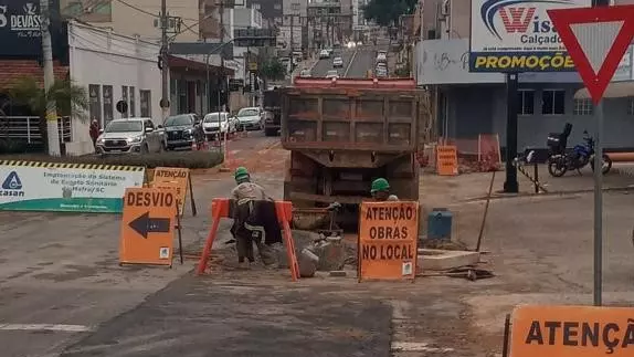 Saiba onde acontecerão as obras do esgotamento sanitário no mês de junho