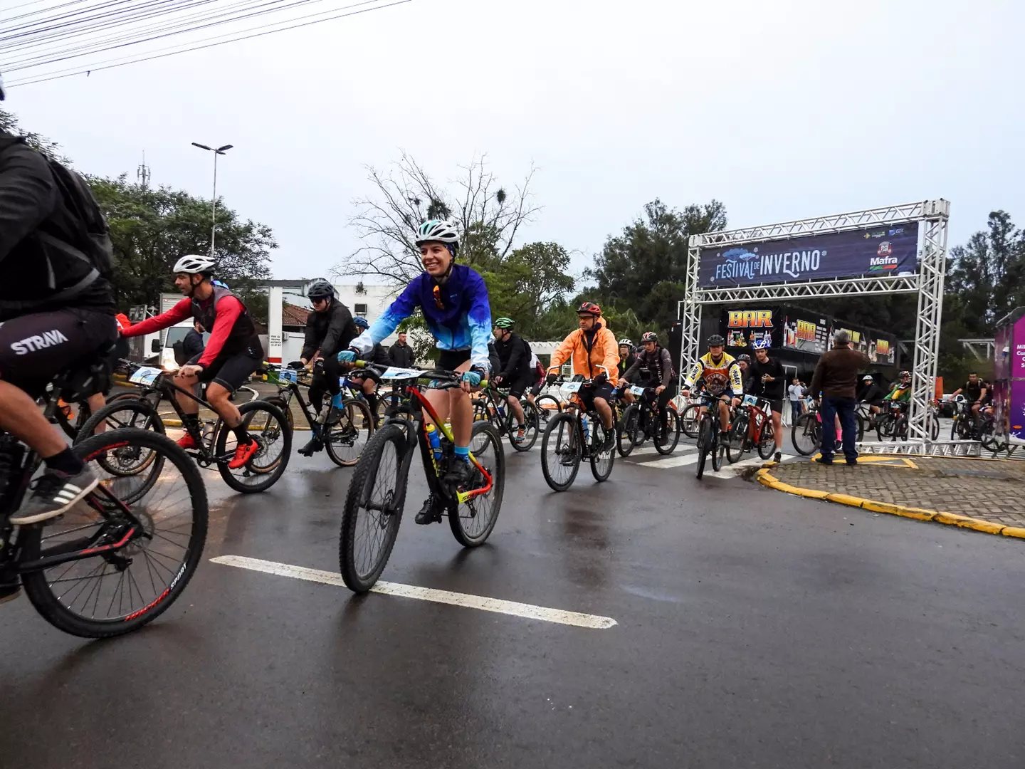 Passeio ciclístico do II Festival de Inverno foi um sucesso