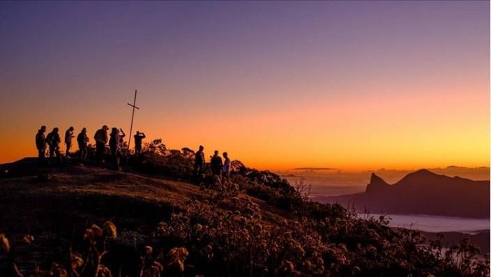 AGENDE SUA SUBIDA AO PICO DO FORNO GRANDE, É GRATUITO!