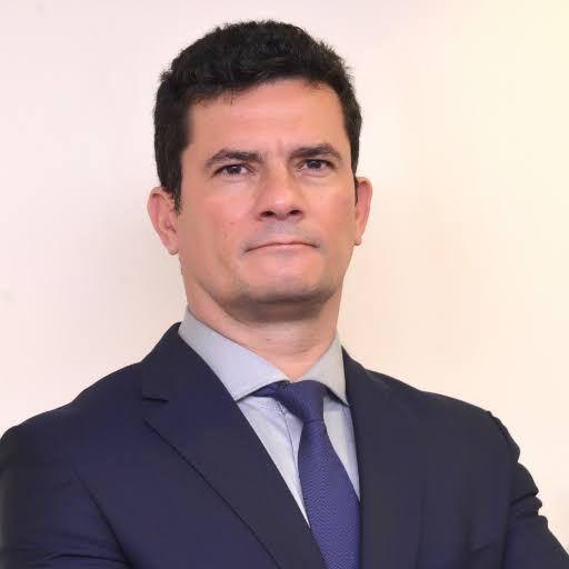 EM UM PRONUNCIAMENTO COMPATÍVEL COM SUA PERSONALIDADE, SERGIO MORO ANUNCIA QUE DEIXA O MINISTÉRIO