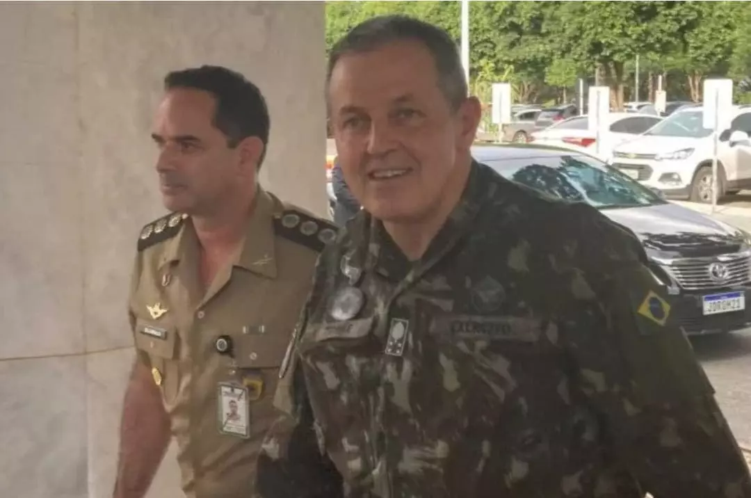 Militares não estão acima da lei, diz comandante do Exército