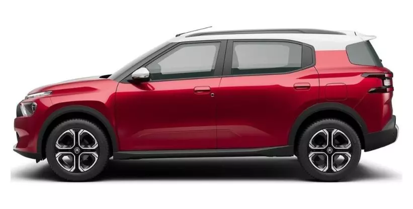 A foto mostra o Novo Citroën C3 Aircross de 2023, vermelho, na visão lateral