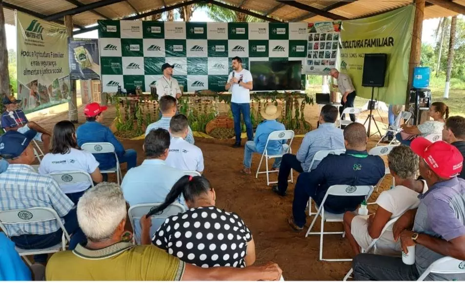 Deputado Jean Mendonça fala da importância do café clonal em dia especial no município de Pimenta Bueno