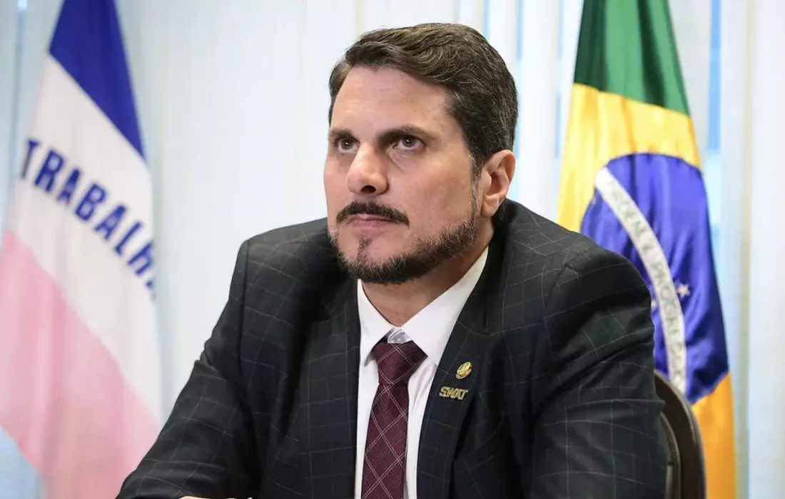 Relatório da PF detalha conversa de Marcos do Val sobre suposto plano golpista