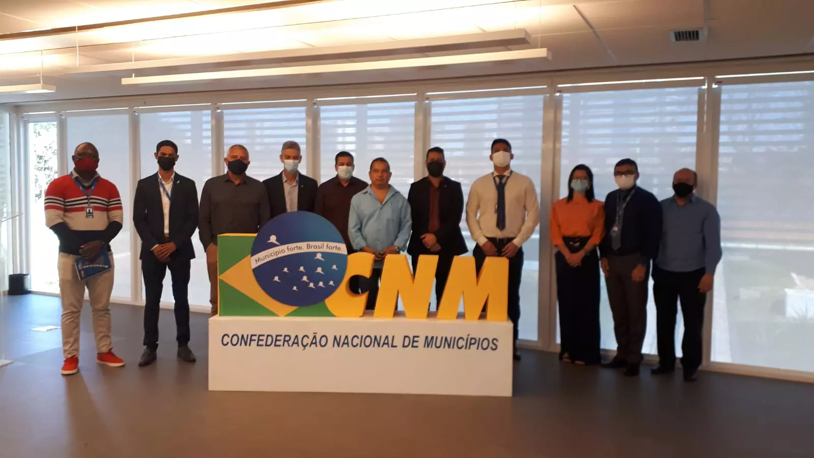 Gestores de Santos Dumont visitam CNM, em Brasília, e recebem atendimento técnico sobre Marco Legal do Saneamento