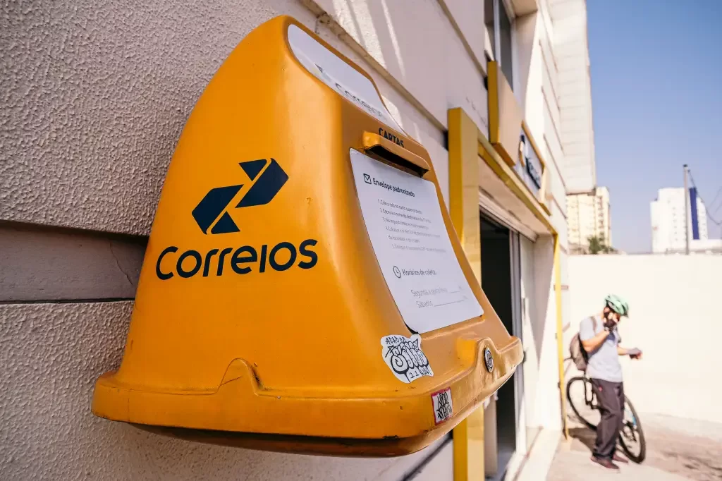 Leilão dos Correios tem notebooks, tablets, drones e outros 50 mil itens; veja como participar