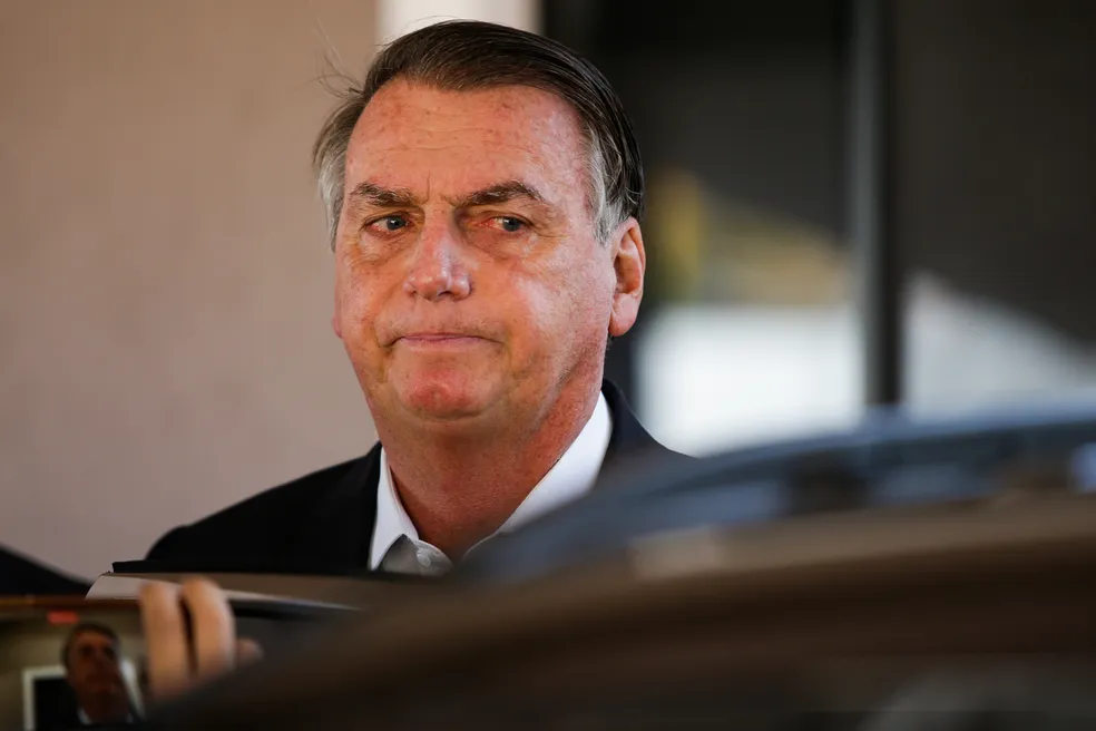 TSE forma maioria pela inelegibilidade de Bolsonaro por 8 anos