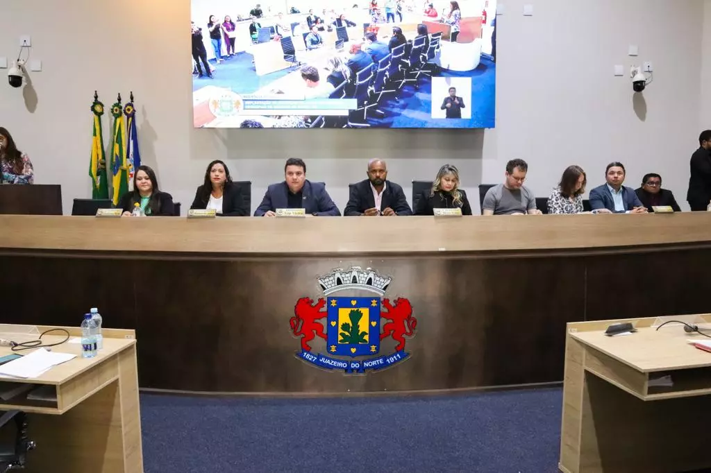 Câmara Municipal promove audiência pública para debater oferta de educação bilíngue para surdos em Juazeiro do Norte