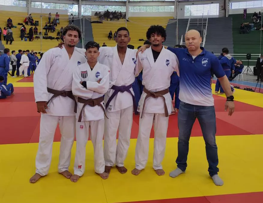 Esperia medalhista na Copa Inter Regional de Judô