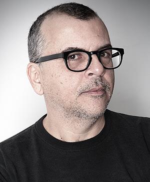 Fernando Bonassi  Romancista, Dramaturgo, Roteirista e Cineasta Brasileiro.