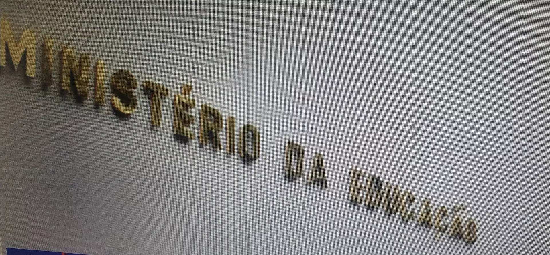 Espantoso desinvestir em instituições federais em vésperas de um 2°. Turno para presidente