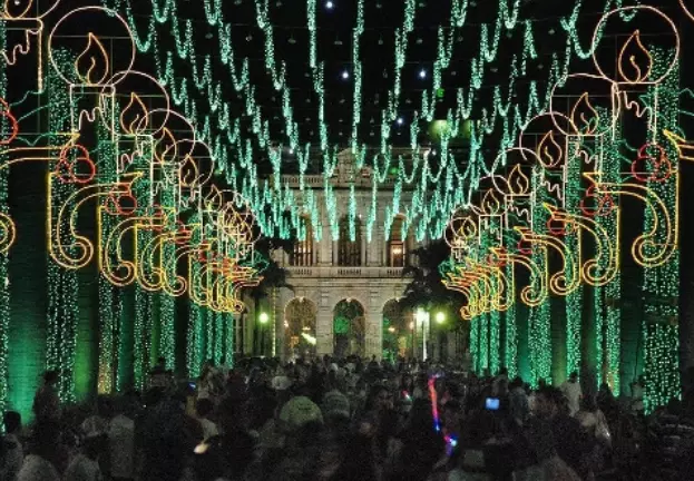 Cidades mineiras se preparam para receber o Natal que brilha na linha do horizonte