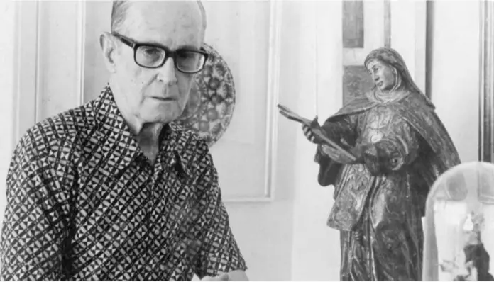 Carlos Drummond de Andrade faz 120 anos; ele já foi chefe de Redação do Diário de Minas