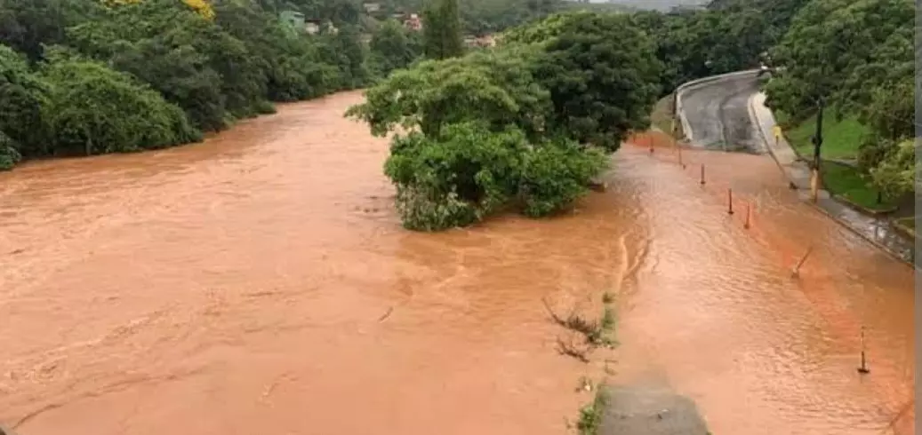 Chuvas nada têm a ver com os seus estragos, culpada é a imprevidência humana