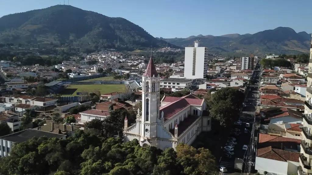 Terra de bons vinhos, Andradas fica no roteiro dos peregrinos do Caminho da Fé, até Aparecida