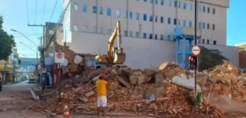 Hotel São José, construído em 1937, pérola de Montes Claros, foi demolido