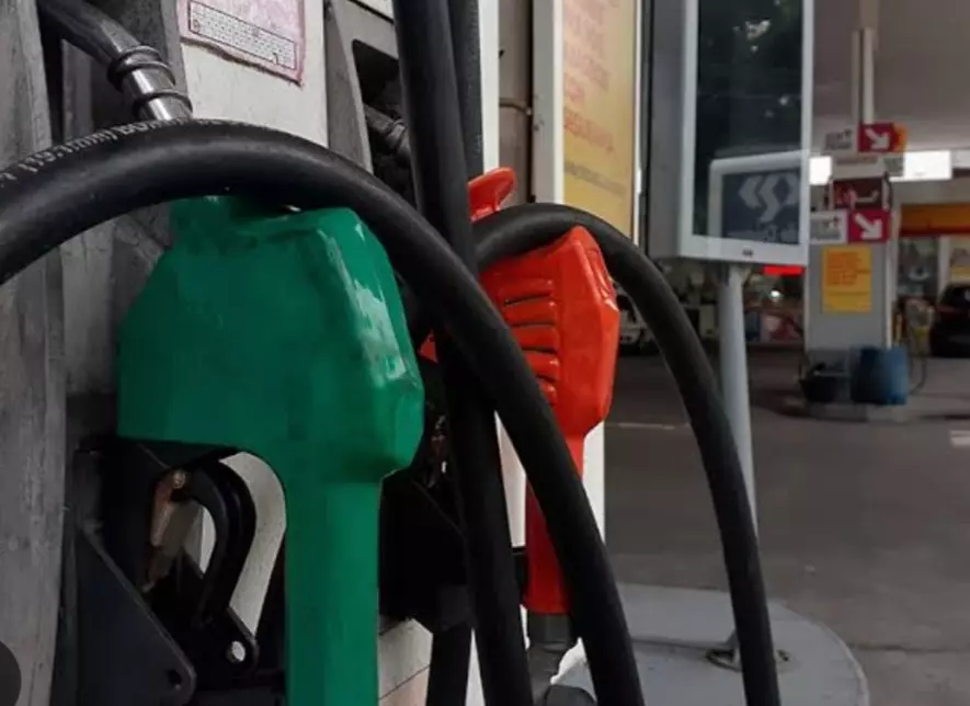 Donos de postos de gasolina aumentaram os preços antes mesmo do anúncio do governo