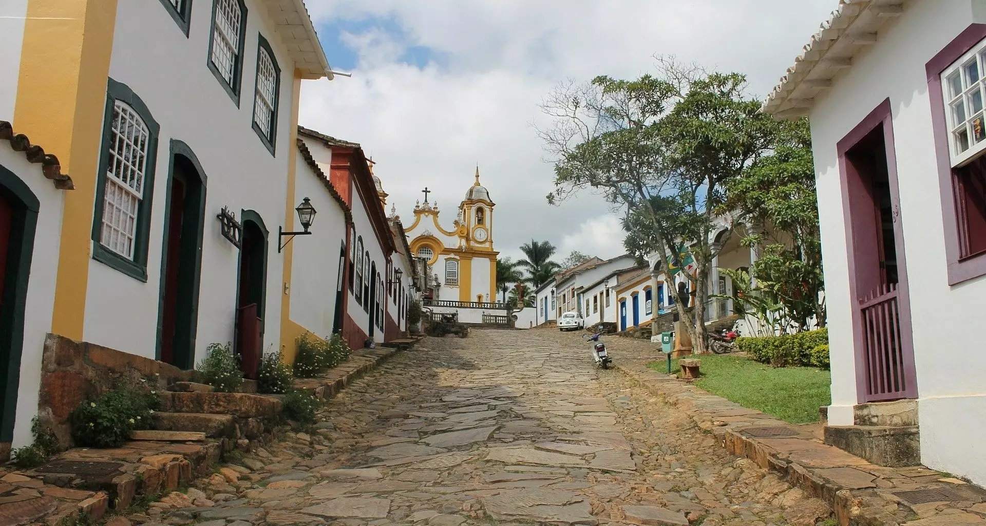 Na dúvida se vai a Diamantina ou a Tiradentes, visite as duas cidades lindas e históricas