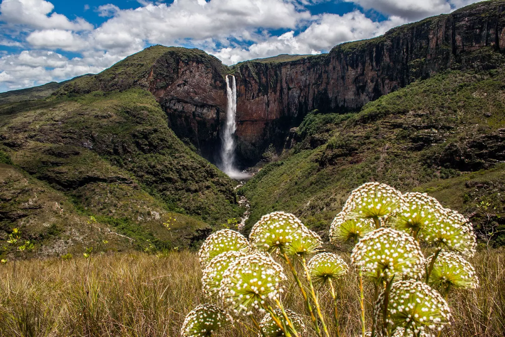 Cordilheira do Espinhaço conjunto de montanhas de enorme potencial turístico