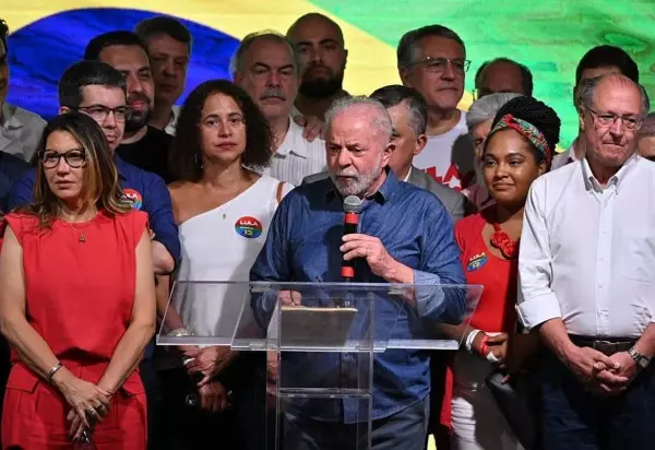 Lula após vitória:“Não existem dois Brasis, somos um único país”