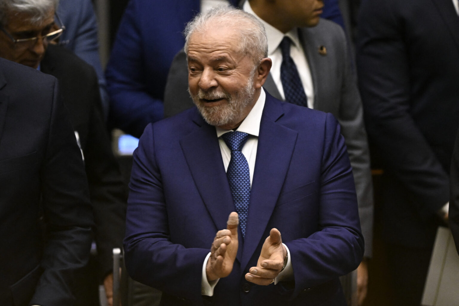 Lula assina série de MPs e revoga decreto de Bolsonaro; veja lista