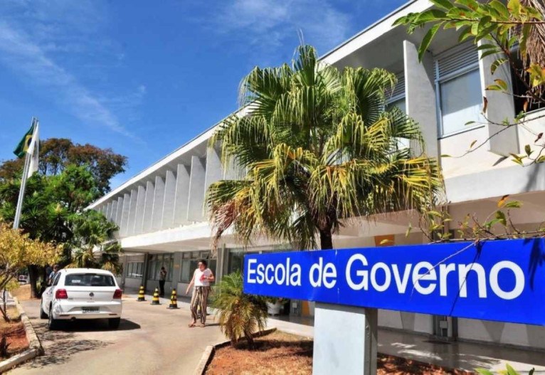 Escola de Governo tem inscrições abertas para cursos EaD de verão