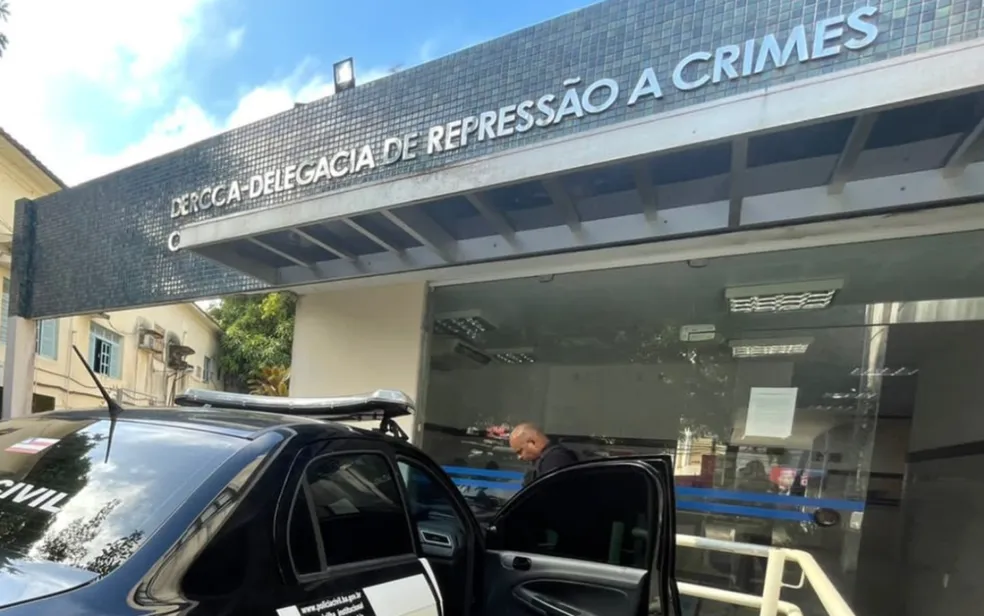 Mulher é presa suspeita de tentar matar filho de 8 anos