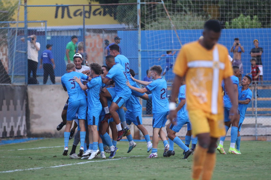 Real Brasília conquista Candangão inédito após vitória no jogo e nos pênaltis