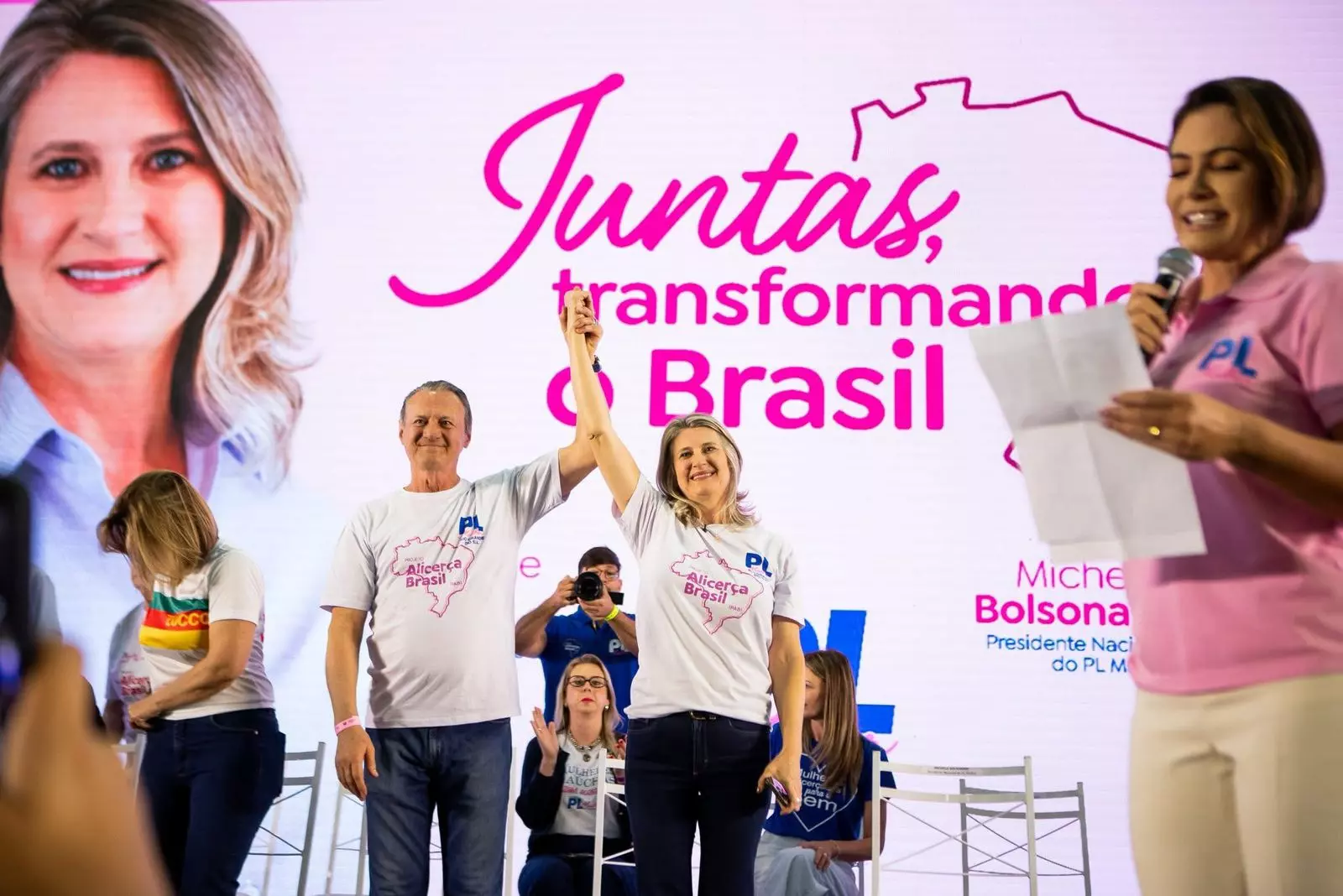 Michelle Bolsonaro mobiliza mais de 3 mil mulheres em grande encontro do PL Mulher em Soledade