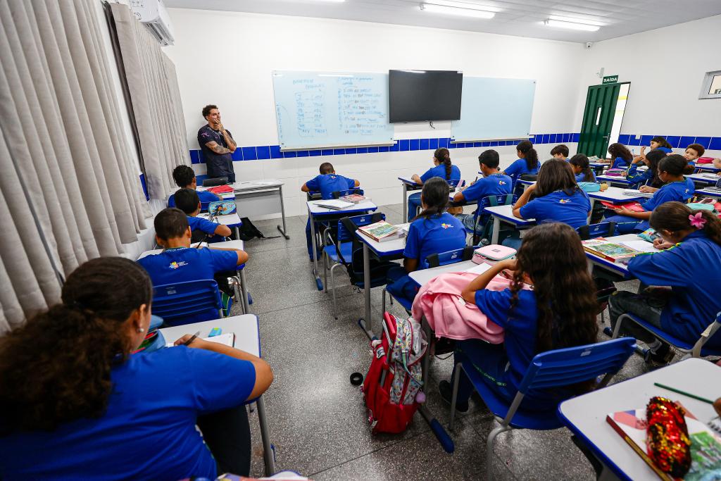 Estudantes da Rede Estadual têm até este domingo (10) para se inscrever para curso de pilotos civis