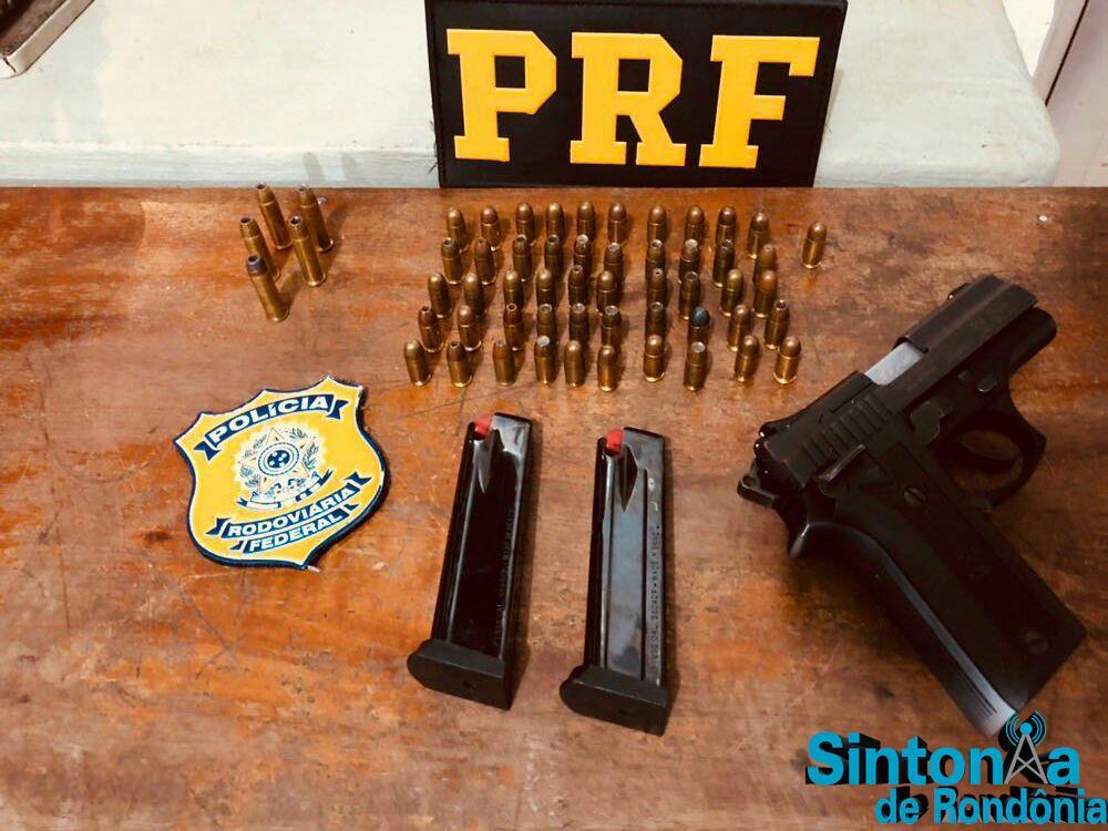 Homem é preso com arma de fogo na BR-364