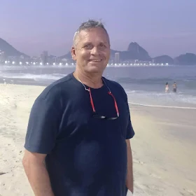 Morre em Brasília, aos 64 anos, o escritor e jornalista caxiense Alberto Pessoa