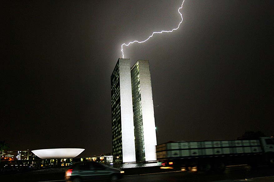 Reprovação ao Congresso atinge recorde de 60%