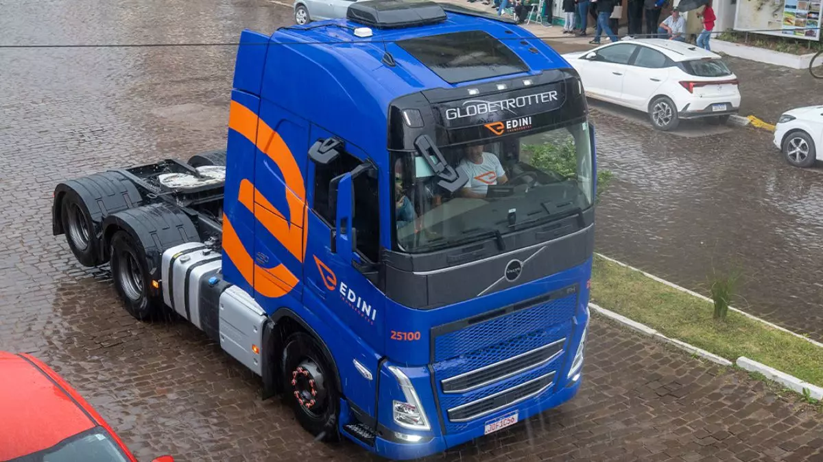 Edini Transportes abre processo seletivo para motoristas carreteiros