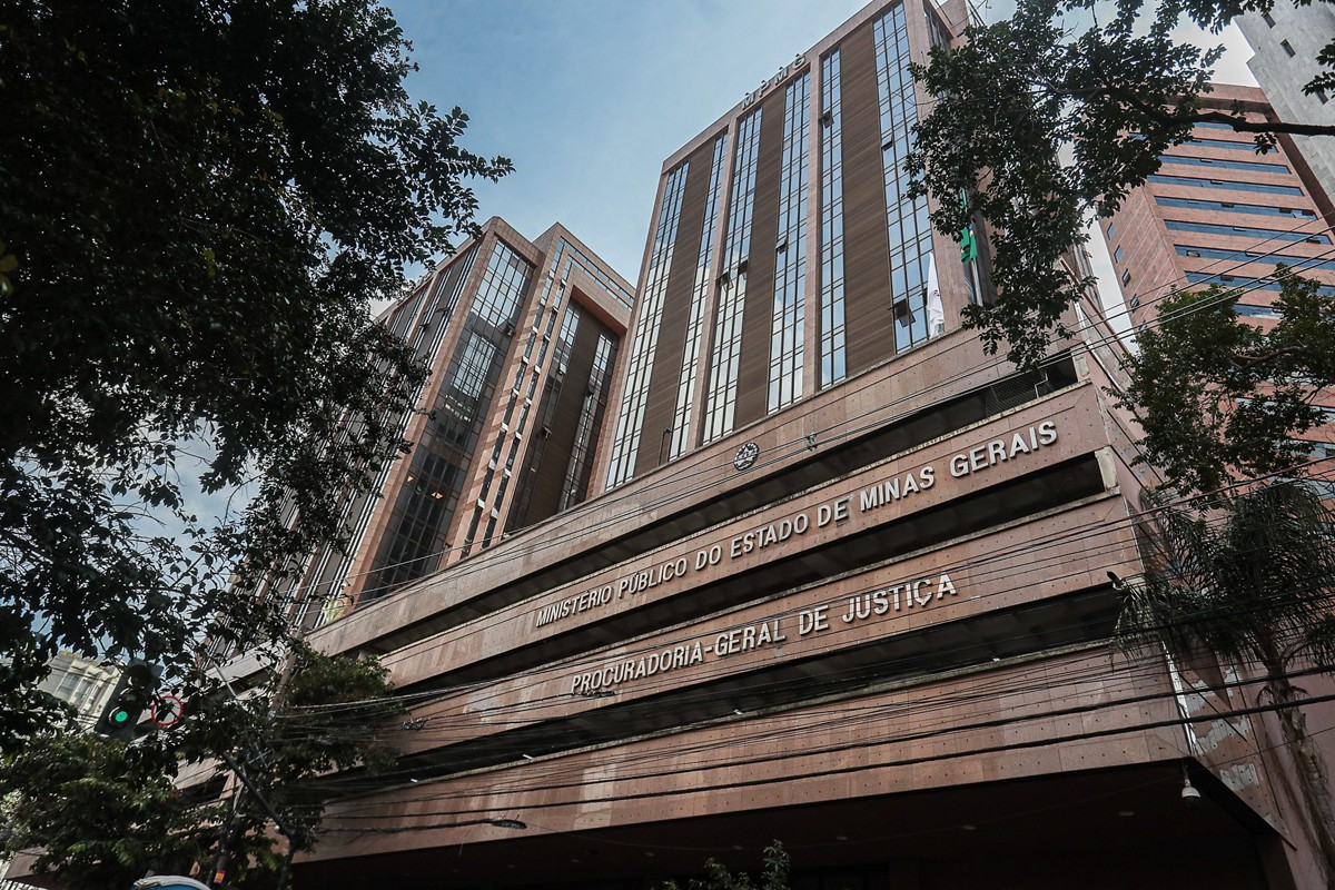 MPMG recomenda suspensão de ‘collab’ entre perfis pessoais e da administração pública