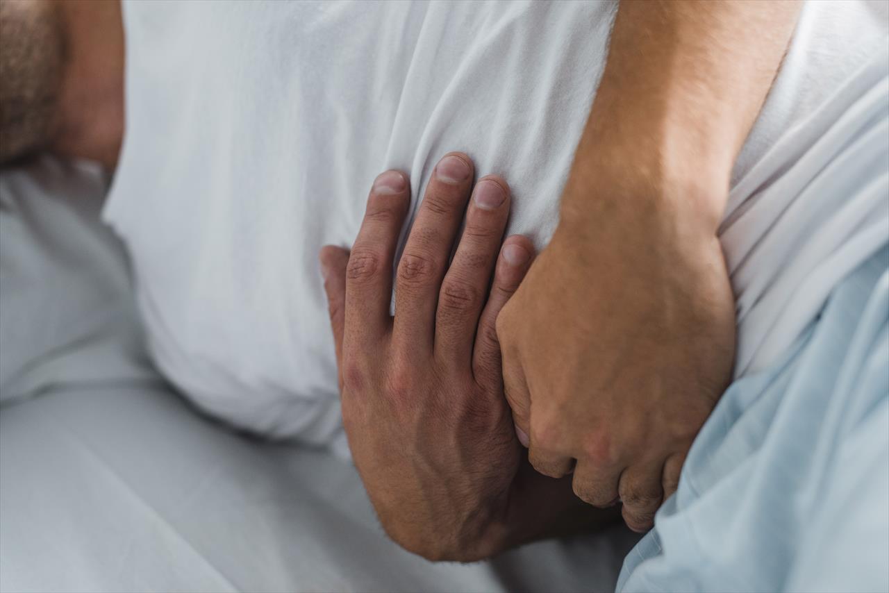 Mal-estar abdominal x Câncer de Cólon:  Quando é hora de procurar um especialista