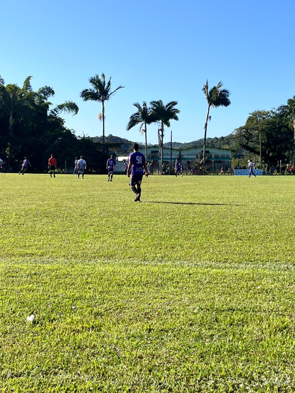 Quartas de final da categoria Livre têm jogos movimentados no Campeonato de Futebol de Balneário Piçarras