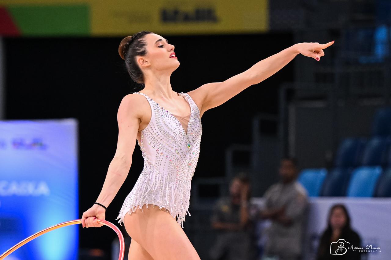 Luana Franceschi, atleta Joinvilense de ginástica rítmica, disputa o Campeonato Brasileiro